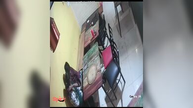 College desi lovers hidden mms of romancing in restaurant