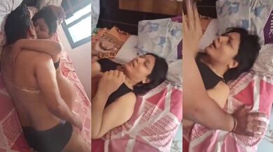 Desi hot bhabhi romancing and fucking with chubby neighbour