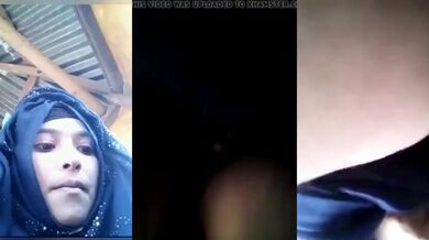Bangladeshi young Hijab girl secretly fucking with boyfriend